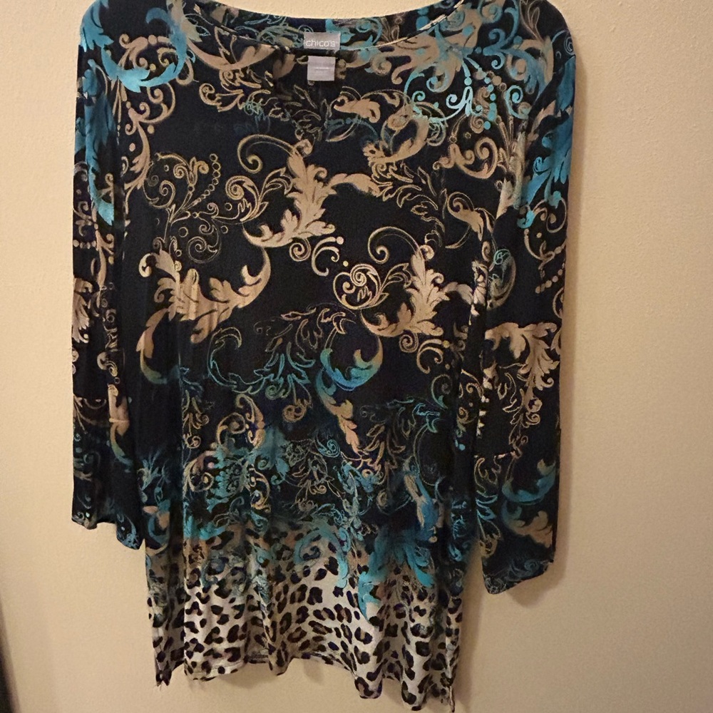 Chico’s Top With Quarter Length Sleeves - Size 1(M-8) Multi Design - Picture 12 of 14